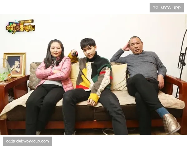 杨明洋文化背景独特，沟通适应能力强